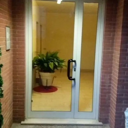 Red House דירה צ'זאנו מדרנו
